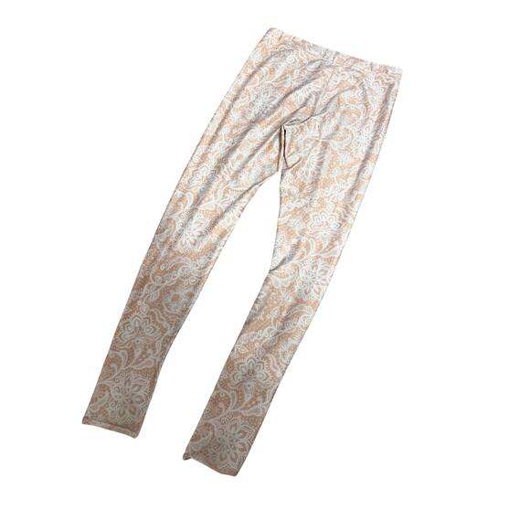 Gear Bunch leggings sz M yoga activewear stretchy lightweight cream & gold - Picture 2 of 9